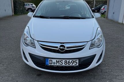 Opel Corsa 111.677 km 3.350 &euro; Düsseldorf 40549
