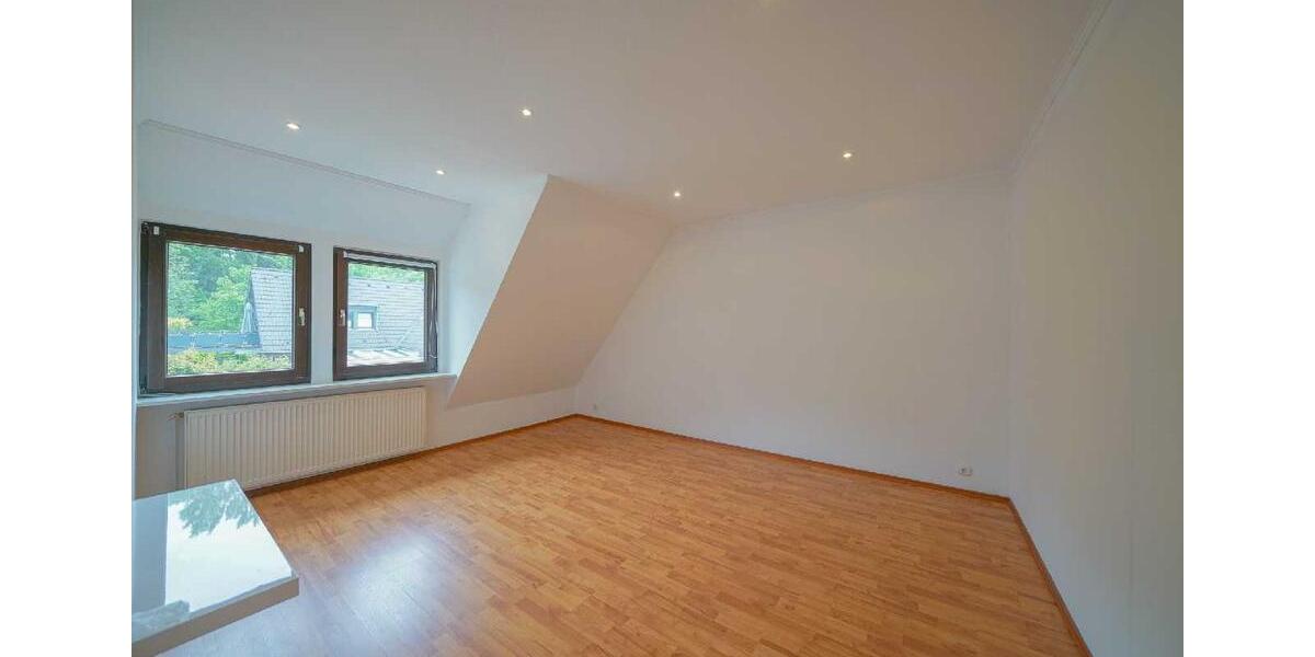 Einfamilienhaus Ratingen Lintorf - 3 Zimmer, 120 m&sup2;, 1.700&euro; | Angebot:26680327
