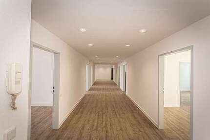 Gewerbeobjekt Düsseldorf Stadtmitte - 7.050&euro; | Angebot:23660111