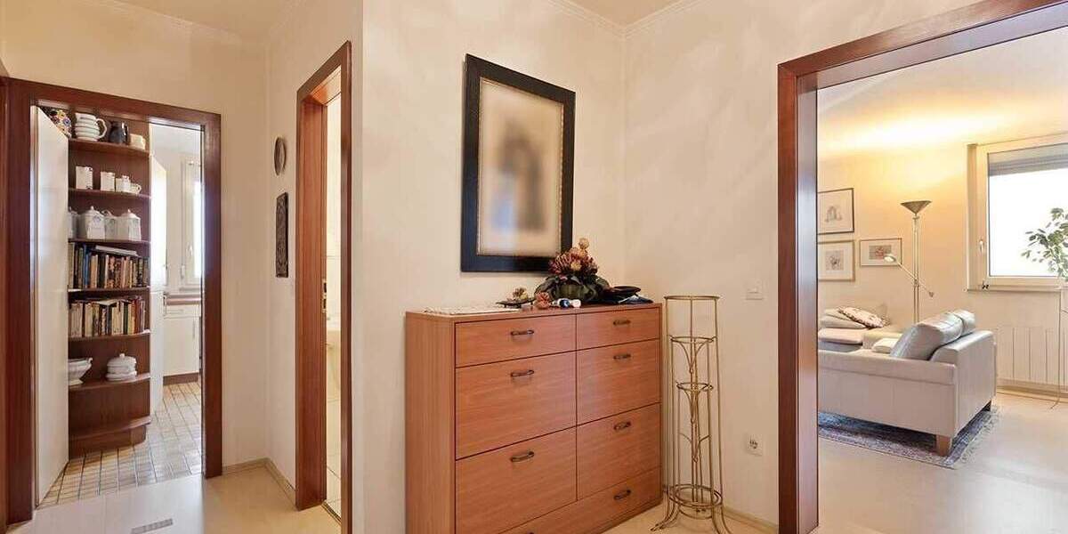 Etagenwohnung Ratingen West - 3 Zimmer, 83 m&sup2;, 209.400&euro; | Angebot:25727918