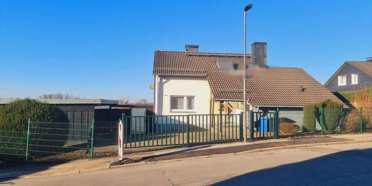 Einfamilienhaus Wermelskirchen Dabringhausen - 5 Zimmer, 136 m&sup2;, 410.000&euro; | Angebot:25800685