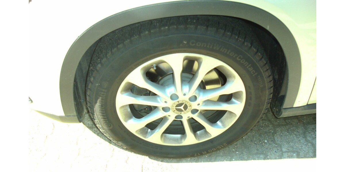 Mercedes-Benz GLA 220 4Matic Sport 14.200 km 32.500 &euro; Kürten 51515