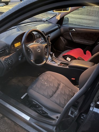 Mercedes-Benz C-Klasse 155.581 km 2.999 &euro; Leverkusen 51373