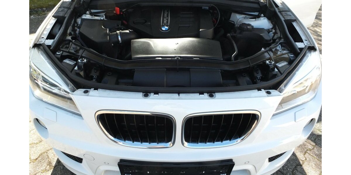 BMW X1 16 d sDrive LEDER XENON NAVI PANORAMA M-SPORTPA 133.459 km 12.804 &euro; Köln 50858