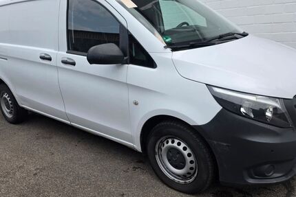 Mercedes-Benz Vito 197.000 km 7.350 &euro; Köln 51149