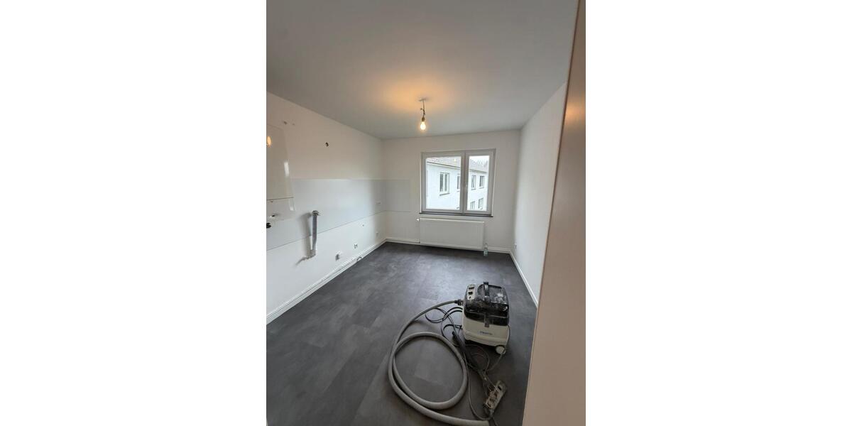 Etagenwohnung Solingen Aufderhöhe - 2 Zimmer, 56 m&sup2;, 640&euro; | Angebot:25217911