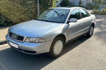 Audi A4 171.856 km 3.700 &euro; Köln 50825