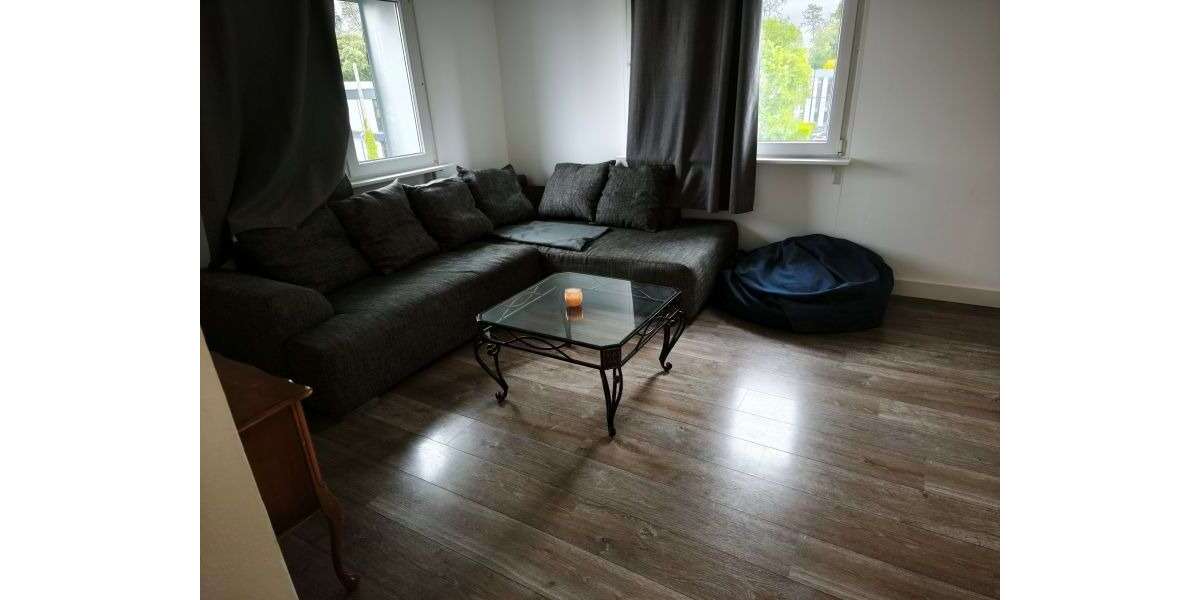 Etagenwohnung Langenfeld (Rheinland) - 2 Zimmer, 50 m&sup2;, 550&euro; | Angebot:26555240