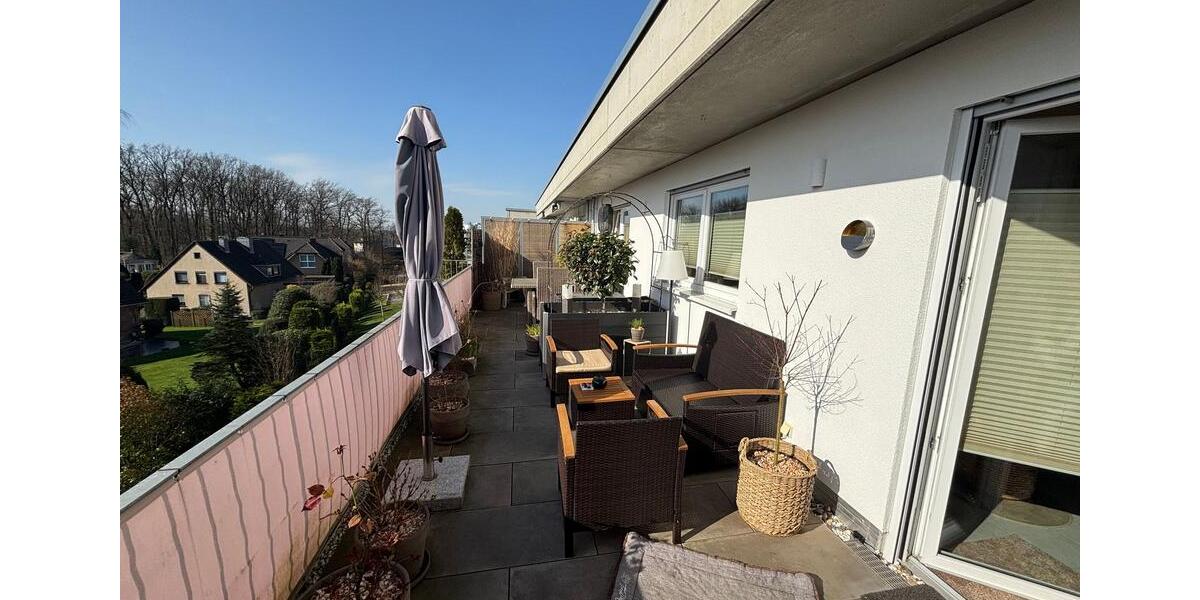 Etagenwohnung Bergisch Gladbach Alt-Frankenforst - 4 Zimmer, 136 m&sup2;, 1.765&euro; | Angebot:25377614