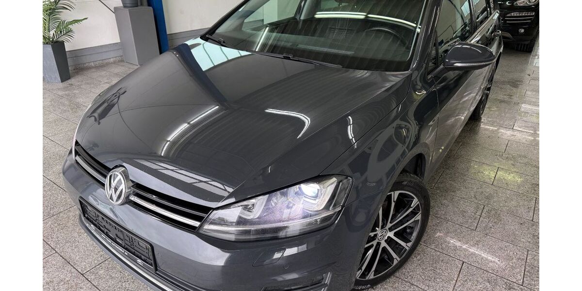 VW Golf 150.779 km 11.679 &euro; Köln 50829