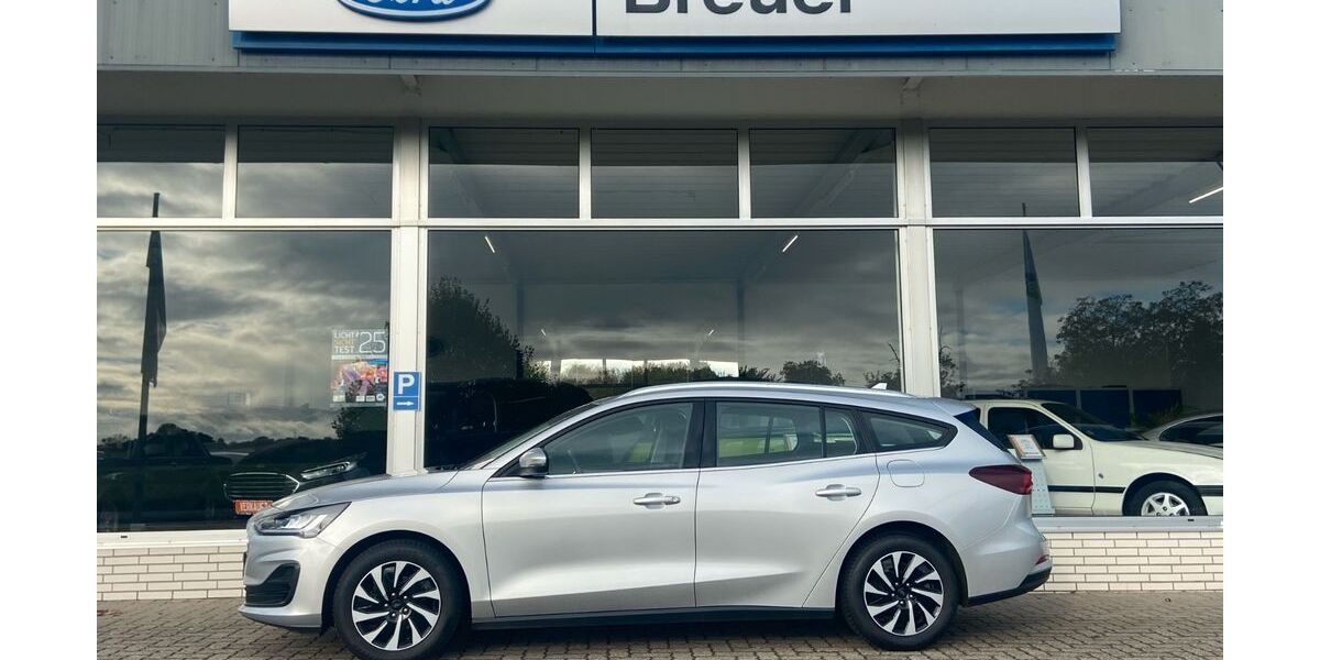 Ford Focus 33.200 km 19.490 &euro; Willich-Anrath 47877