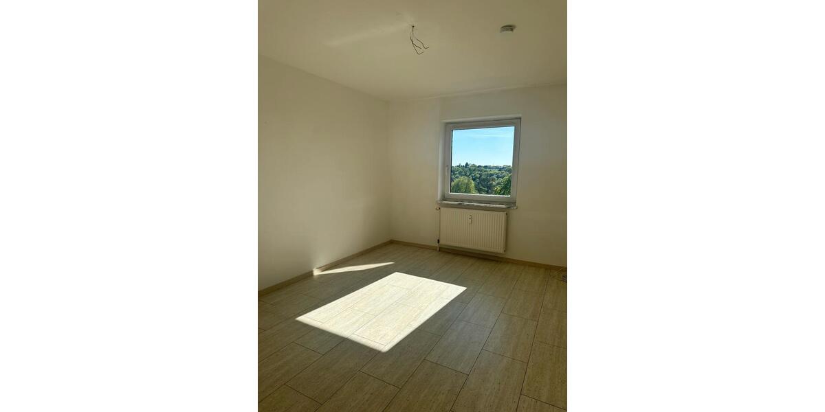 Etagenwohnung Remscheid Reinshagen - 4 Zimmer, 95 m&sup2;, 488&euro; | Angebot:26277962