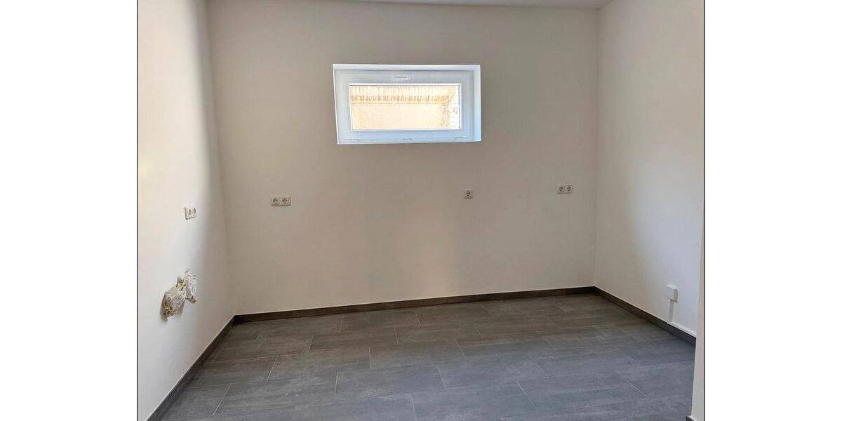 Etagenwohnung Köln Kalk - 2 Zimmer, 58 m&sup2;, 920&euro; | Angebot:25996437