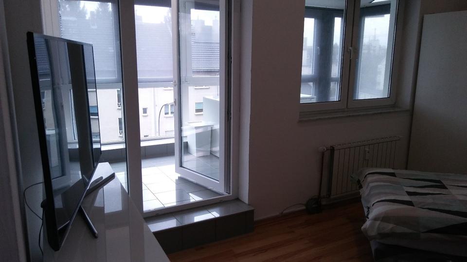 Etagenwohnung Köln Ehrenfeld - 1 Zimmer, 56 m&sup2;, 825&euro; | Angebot:26014770