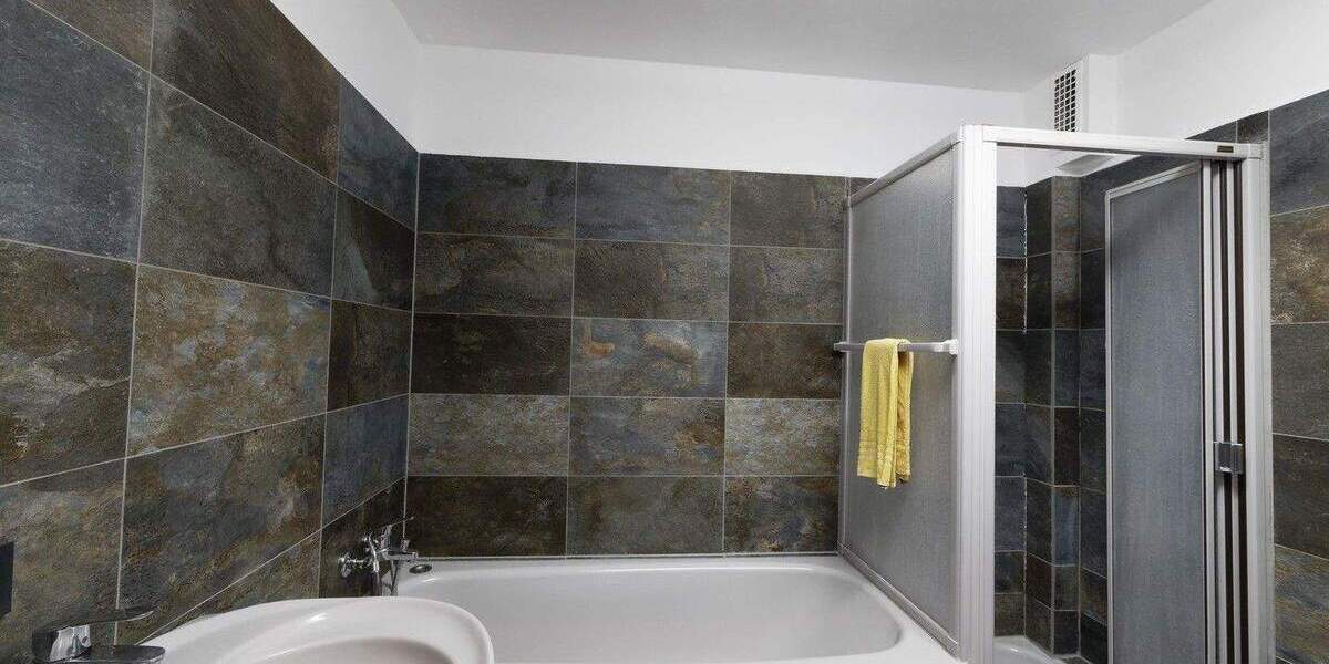 Etagenwohnung Köln Urbach - 3 Zimmer, 87 m&sup2;, 1.350&euro; | Angebot:25733301