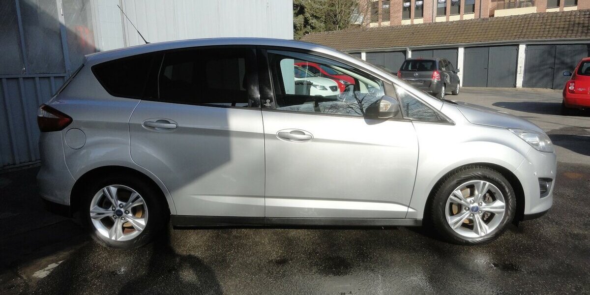Ford C-Max Champion Editi. Z.Riemen+Ölpumpe+Turbo Neu 131.000 km 5.790 &euro; Neuss 41462