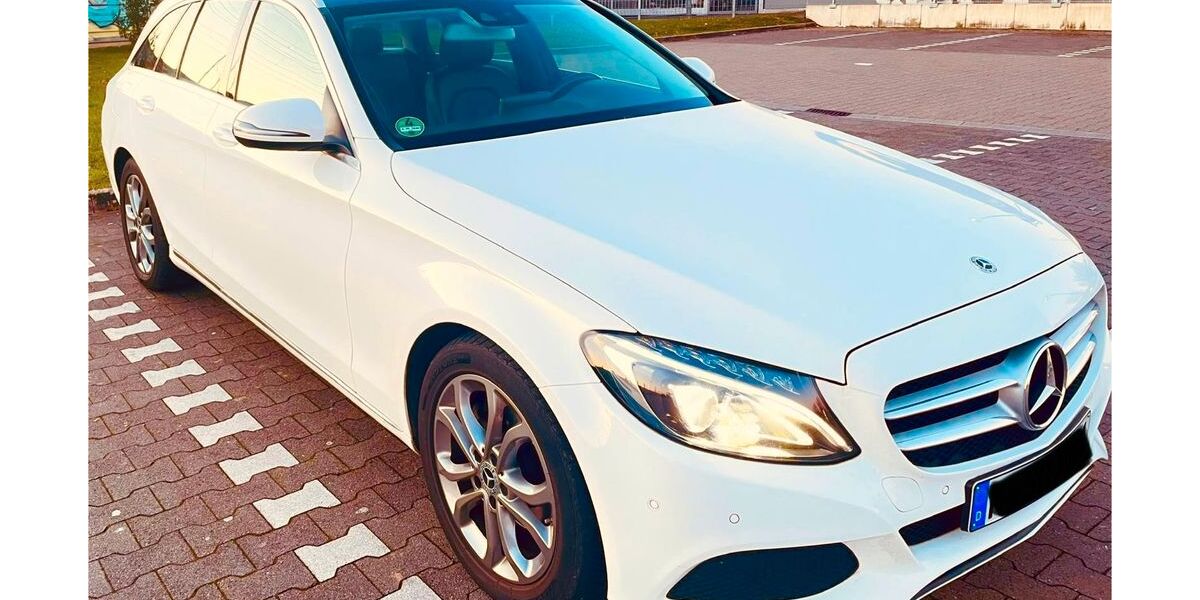 Mercedes-Benz C 220 201.000 km 14.990 &euro; Köln 51145
