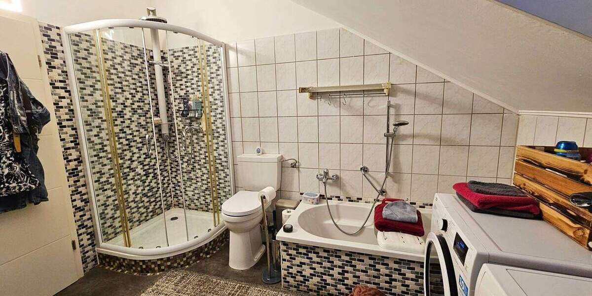 Mehrfamilienhaus, Wohnhaus Burscheid / Heddinghofen Burscheid - 2 Zimmer, 445 m&sup2;, 649.000&euro; | Angebot:25679033