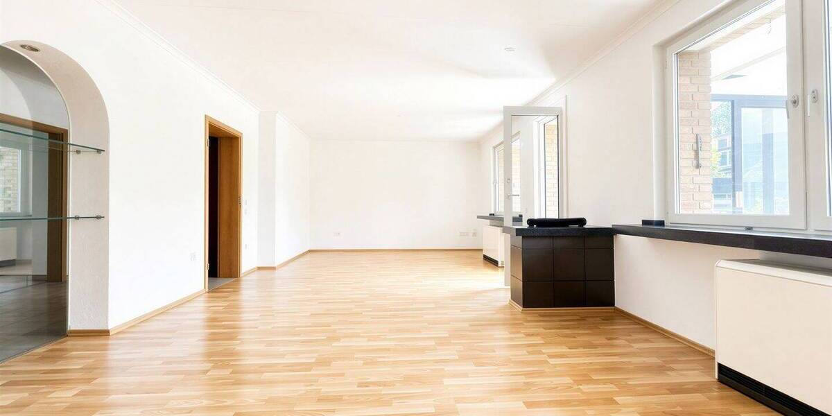 Mehrfamilienhaus, Wohnhaus Korschenbroich Kleinenbroich - 6 Zimmer, 139 m&sup2;, 419.000&euro; | Angebot:26723085