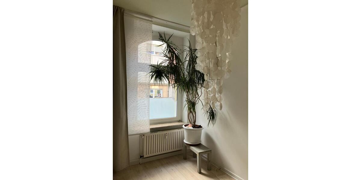 Erdgeschoßwohnung Düsseldorf Stadtbezirk 9 - 1.5 Zimmer, 30 m&sup2;, 750&euro; | Angebot:24774244