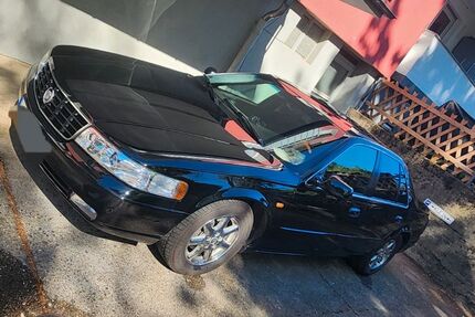 Cadillac STS 141.000 km 9.000 &euro; Köln 51143