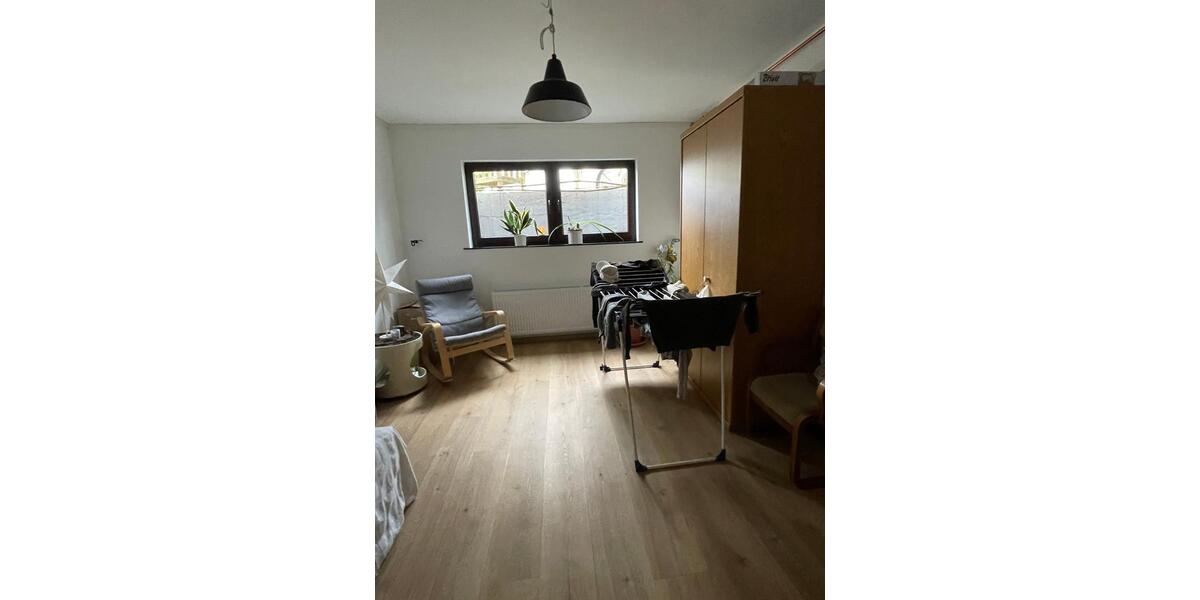 Doppelhaushälfte Wermelskirchen - 4 Zimmer, 200 m&sup2;, 485.000&euro; | Angebot:26041502