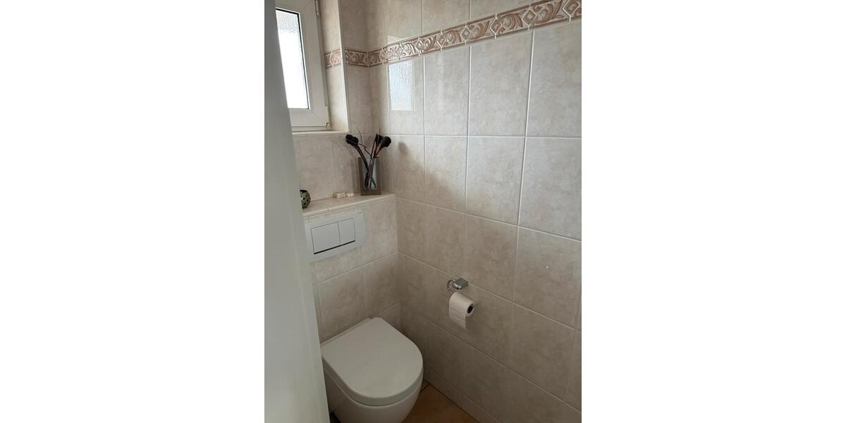 Reihenhaus Bergisch Gladbach Gronau - 5 Zimmer, 138 m&sup2;, 2.300&euro; | Angebot:25945133