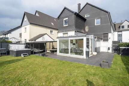 Haus Leichlingen - 8 Zimmer, 176 m&sup2;, 699.000&euro; | Angebot:24904765