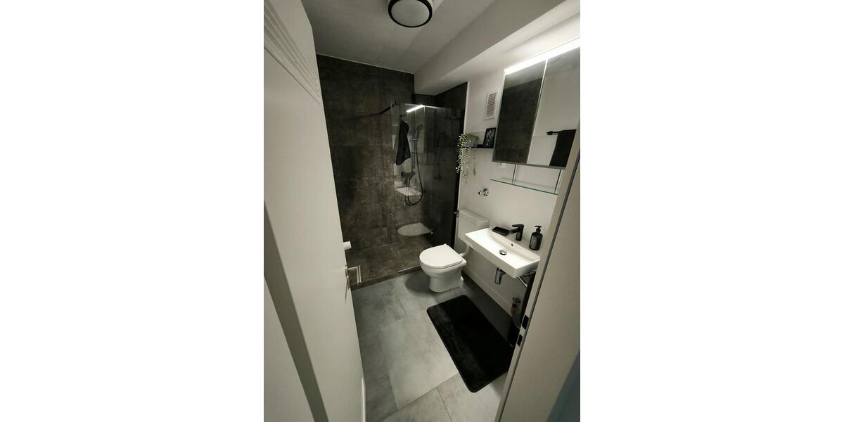 Etagenwohnung Neuss Reuschenberg - 1 Zimmer, 44 m&sup2;, 725&euro; | Angebot:25638803