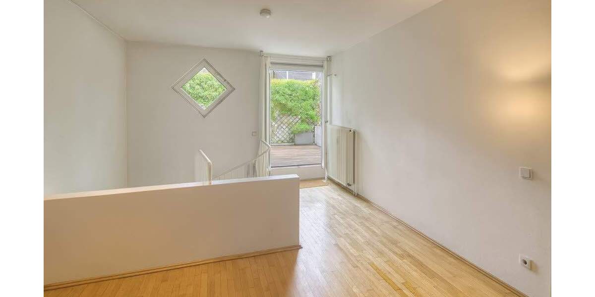 Etagenwohnung Köln-Deutz Deutz - 4 Zimmer, 171 m&sup2;, 745.000&euro; | Angebot:25663469