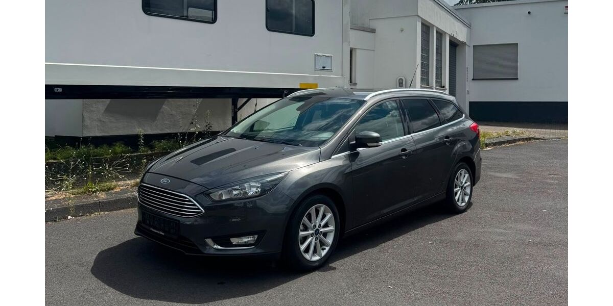 Ford Focus 117.000 km 7.990 &euro; Bergisch Gladbach 51469