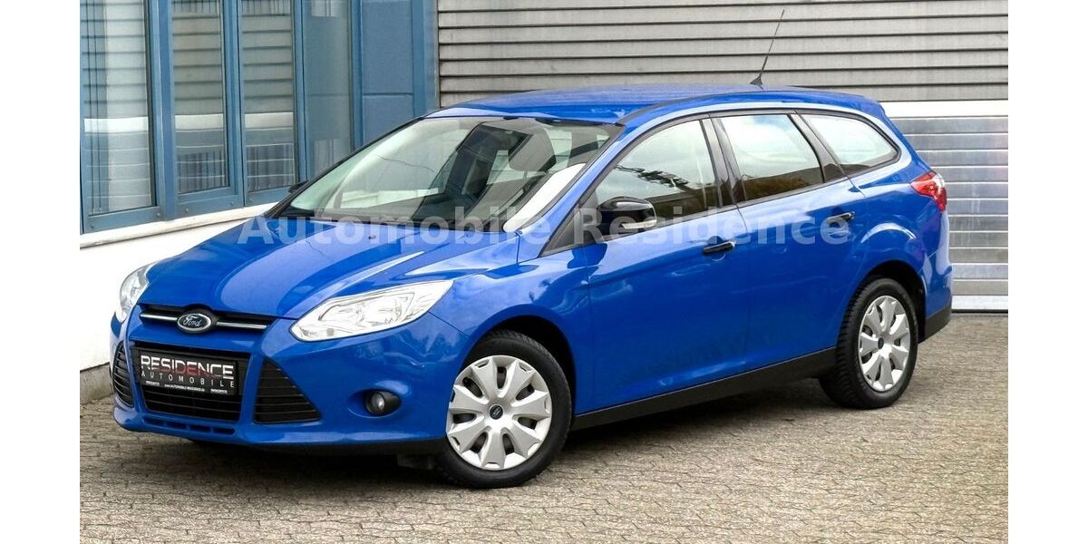 Ford Focus 92.500 km 8.398 &euro; Ratingen 40880