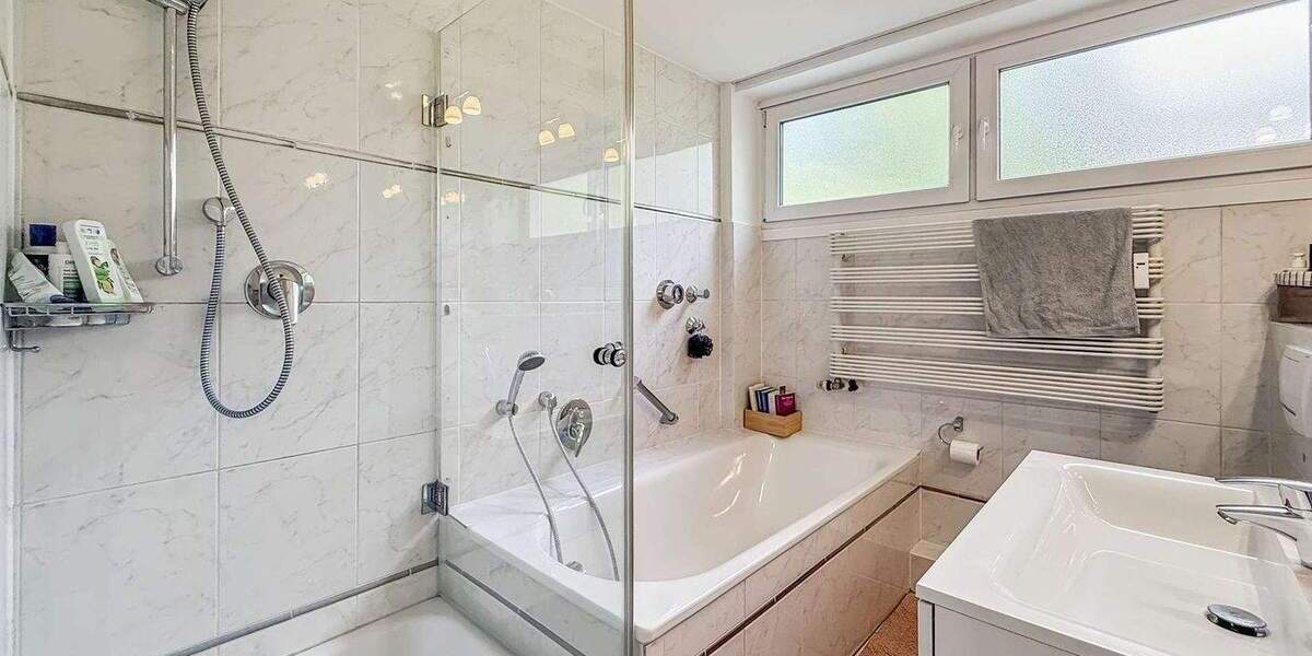 Etagenwohnung Köln-Lindenthal Lindenthal - 2 Zimmer, 99 m&sup2;, 549.000&euro; | Angebot:25775692