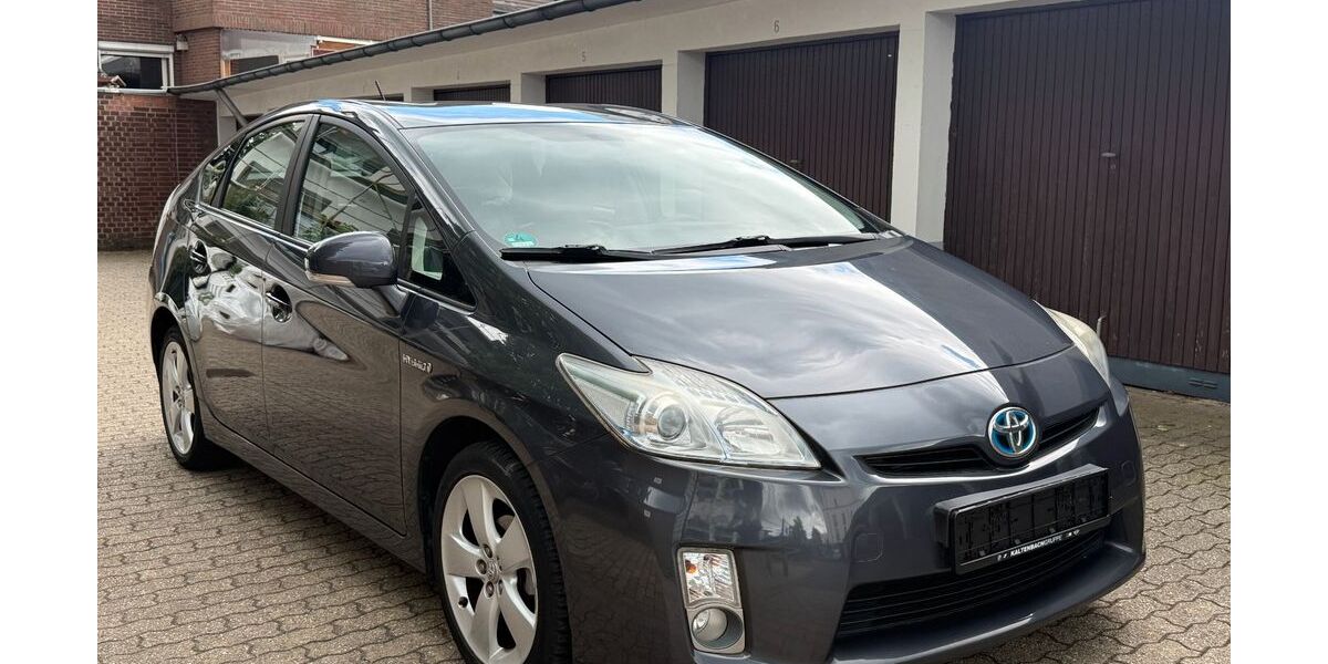 Toyota Prius 230.000 km 6.840 &euro; Düsseldorf 40468