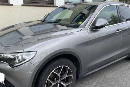 Alfa Romeo Stelvio 97.000 km 21.700 &euro; Remscheid 42899