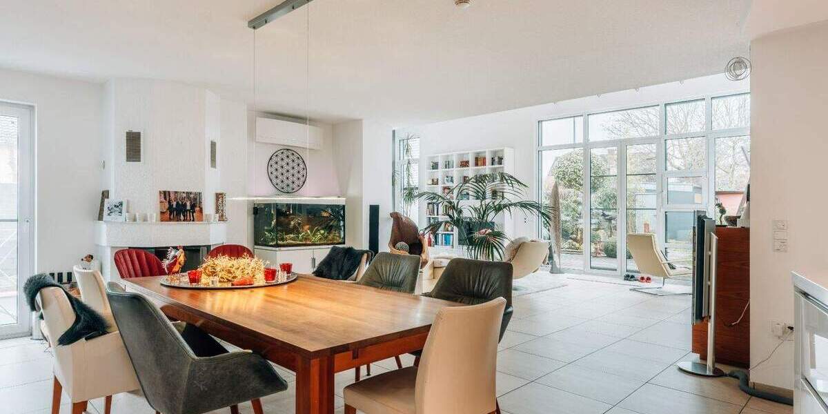 Einfamilienhaus Bergisch Gladbach Schildgen - 7 Zimmer, 282 m&sup2;, 945.000&euro; | Angebot:25799879