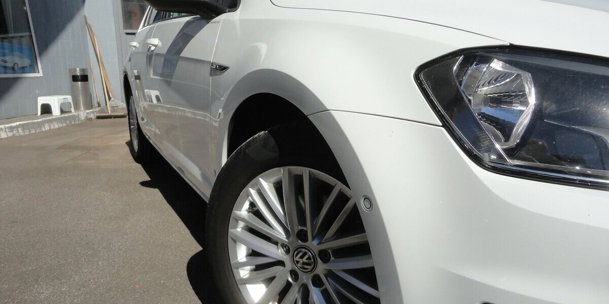 VW Golf Cup 1,4 BMT, DGS, Klimatr.SHZ.PDC V+H 147.000 km 10.950 &euro; Neuss 41462