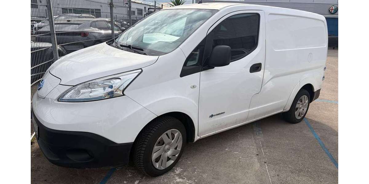 Nissan Evalia 59.704 km 8.999 &euro; Köln 50739