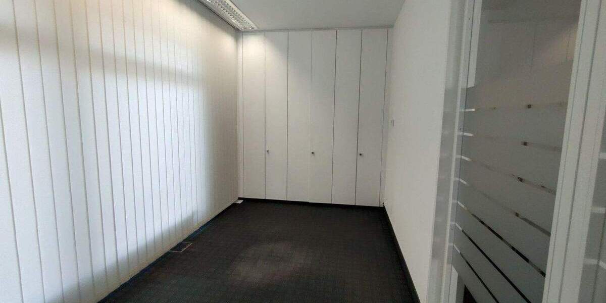 Gewerbeobjekt Remscheid Nord - 5 Zimmer, 257 m&sup2;, 2.190&euro; | Angebot:25796039