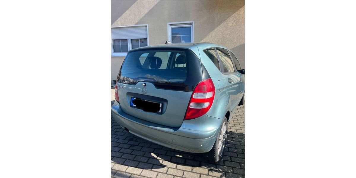 Mercedes-Benz A 200 255.400 km 1.000 &euro; Elsdorf 50189