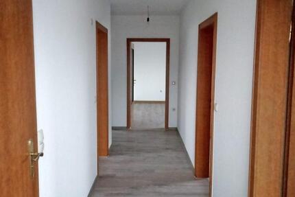 Wohnung Leverkusen Bürrig - 3 Zimmer, 82 m&sup2;, 750&euro; | Angebot:26485668
