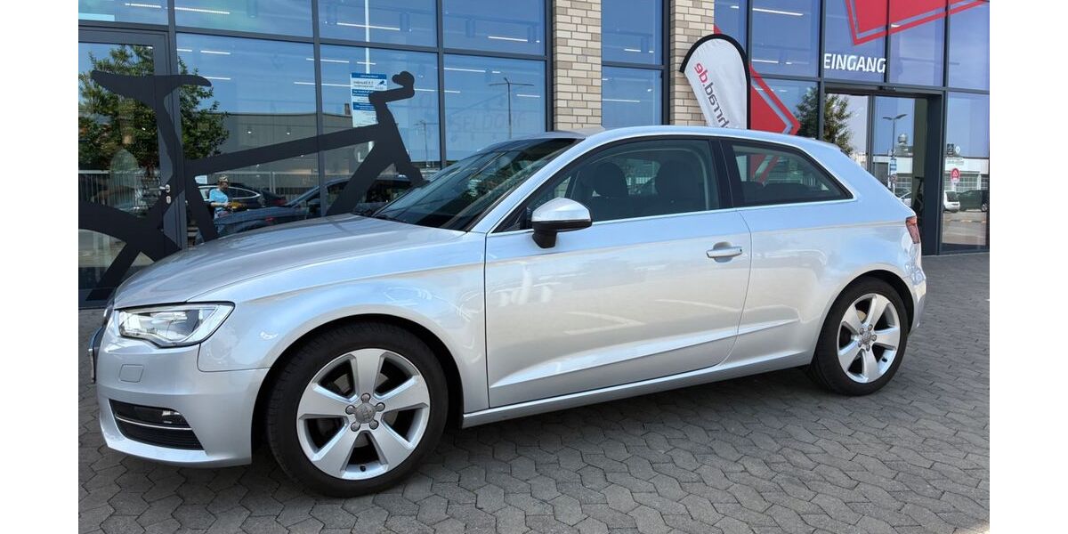 Audi A3 240.000 km 6.900 &euro; Düsseldorf 40231