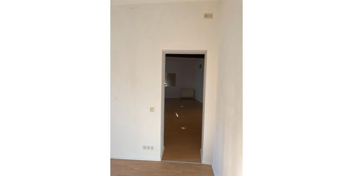 Etagenwohnung Solingen Central - 2 Zimmer, 63 m&sup2;, 198.000&euro; | Angebot:24877517