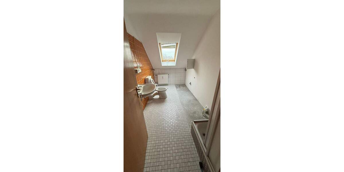 Etagenwohnung Köln Dünnwald - 2 Zimmer, 84 m&sup2;, 299.000&euro; | Angebot:25685037