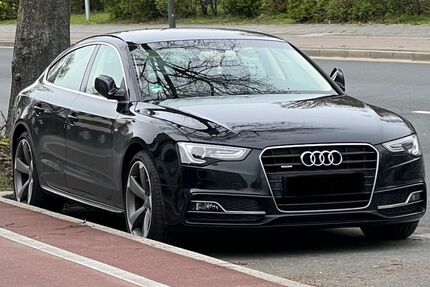 Audi A5 156.000 km 18.499 &euro; Düsseldorf 40599