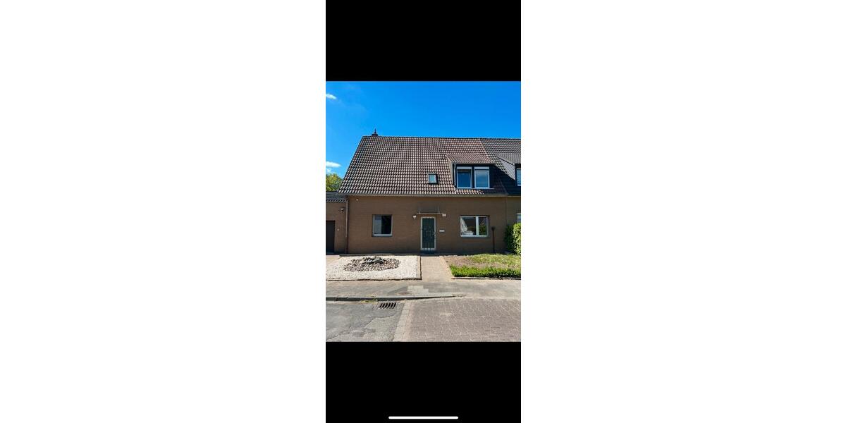 Reihenhaus Düsseldorf Stadtbezirk 9 - 8 Zimmer, 201 m&sup2;, 745.000&euro; | Angebot:25408069