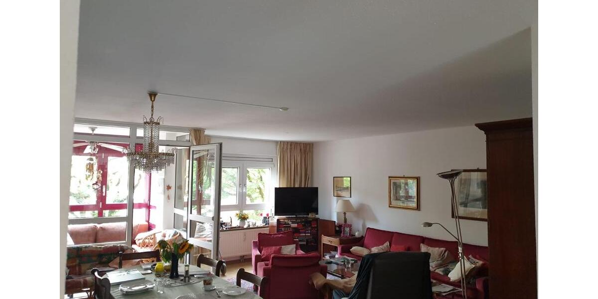 Etagenwohnung Neuss - 3 Zimmer, 93 m&sup2;, 325.000&euro; | Angebot:24751834