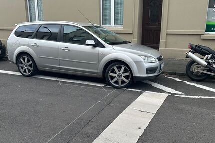 Ford Focus 263.000 km 1.890 &euro; Köln 51069