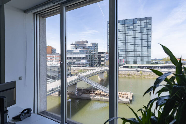 Gewerbeobjekt Düsseldorf Hafen - 4.800&euro; | Angebot:25745333