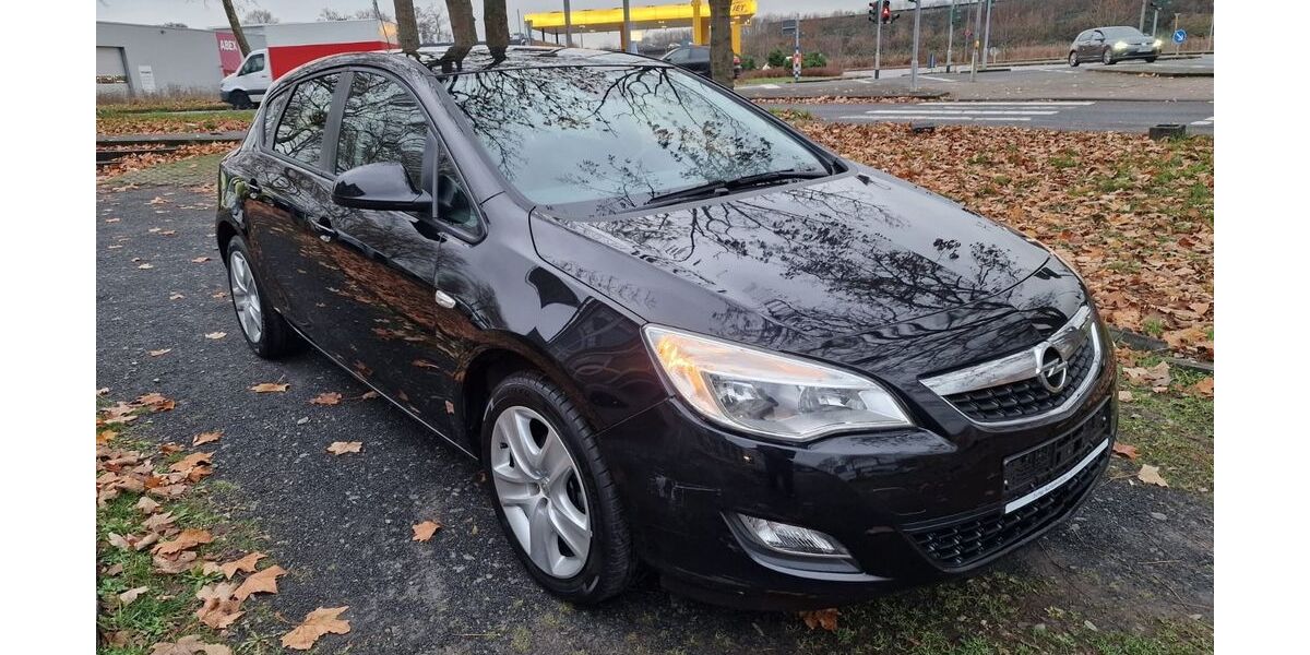 Opel Astra 130.000 km 4.700 &euro; Köln 51107